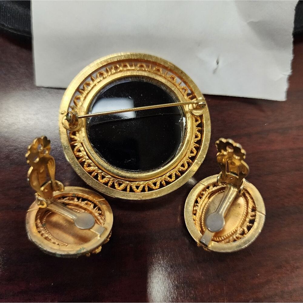 Vintage Cameo Hematite Brooch & Clip Earrings, Filigree Pin Set Germany Style - Picture 6 of 10